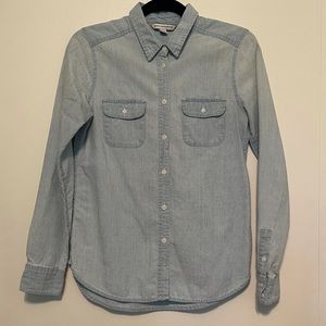 XS Light wash denim button up top